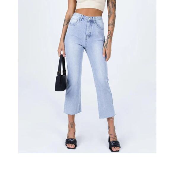 Princess Polly Jeans Size US 0 AU/UK 4 High Rise Cropped Button Fly Light Wash - Picture 1 of 8